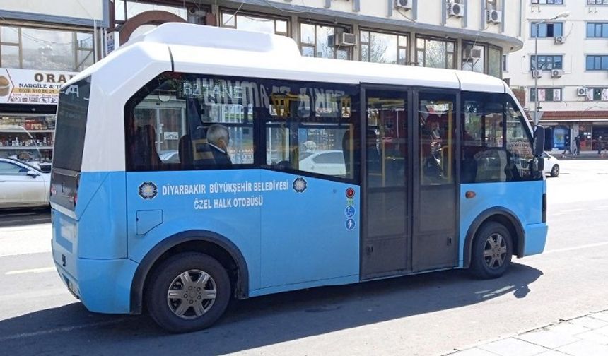 Diyarbakır’da bir öğretmen minibüste yaşamını yitirdi!