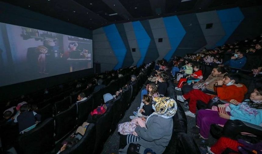 Diyarbakır’da çocuklara ücretsiz sinema
