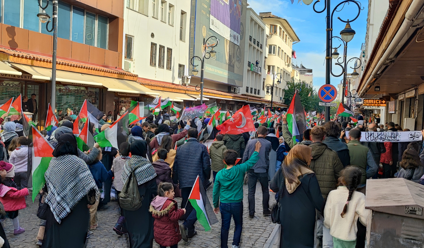 Diyarbakır’da çocuklar yürüdü