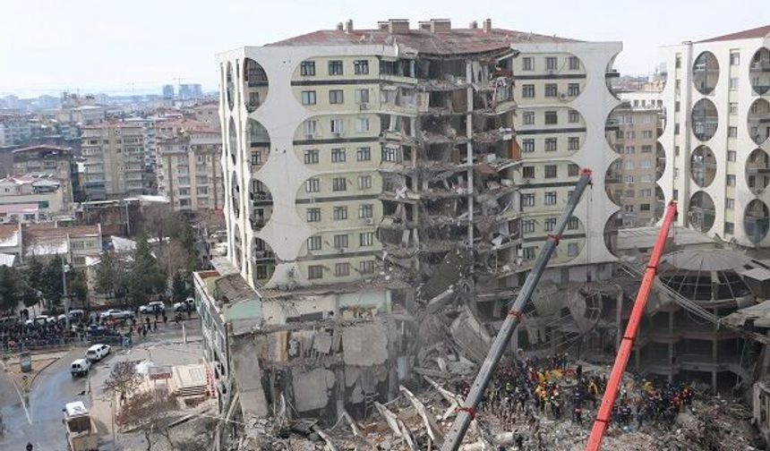 Diyarbakır’ın da hissettiği deprem sonrası TMMOB'dan uyarı!