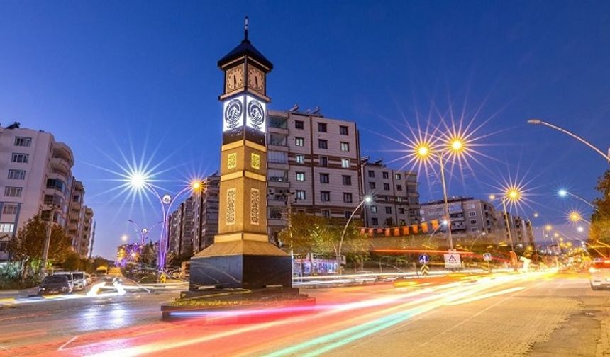 Diyarbakır’da belediyeden kiralık dükkanlar: En pahalısı WC!
