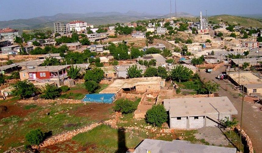 Diyarbakır’da mahallenin 7 yıllık su sorunu çözüldü