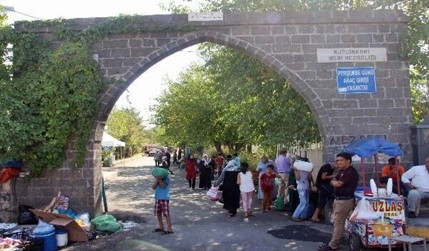 Diyarbakır’da 2 günde 15 kişi vefat etti