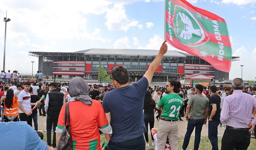 Türkiye’nin en kalabalık 10 tribünü! Amedspor da var