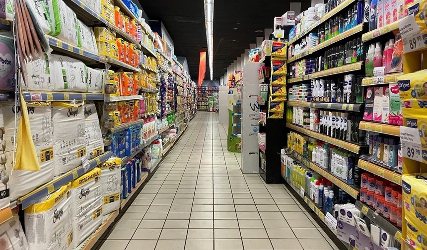 Diyarbakır’daki zincir markette skandal: Raflarda zehir saçan ihmal!