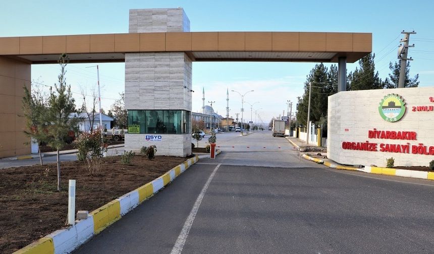 Diyarbakır’da fabrikada kaza! Elini makineye kaptırdı