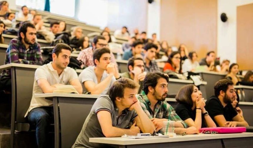 Öğrenci affı Meclis'ten geçti: Kimleri kapsıyor?