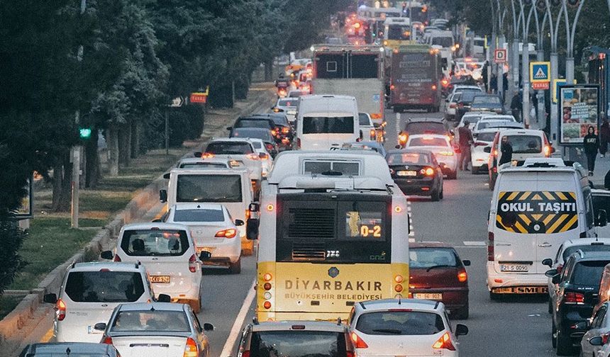 Diyarbakır’da 4 cadde 2 gün süreyle trafiğe kapatılacak!