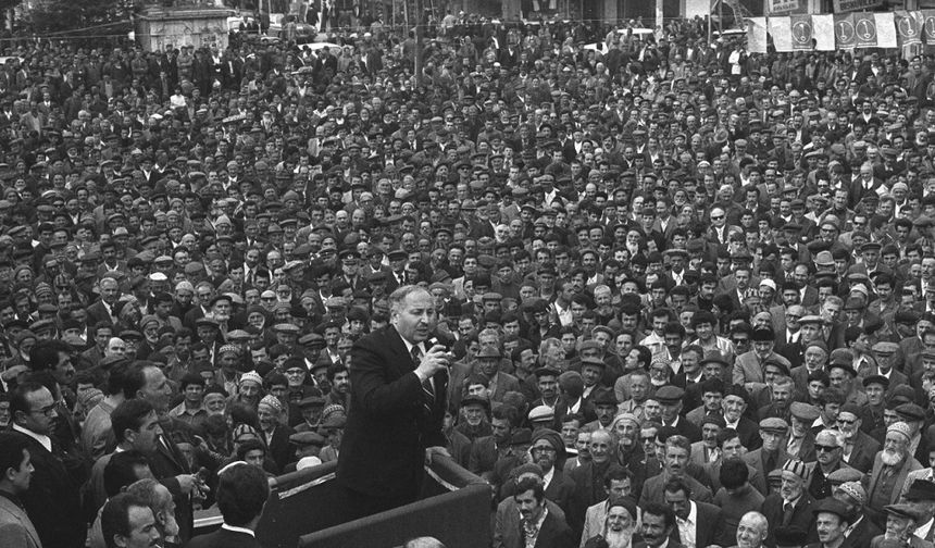 Arşiv: Necmettin Erbakan Diyarbakır’a geliyor!