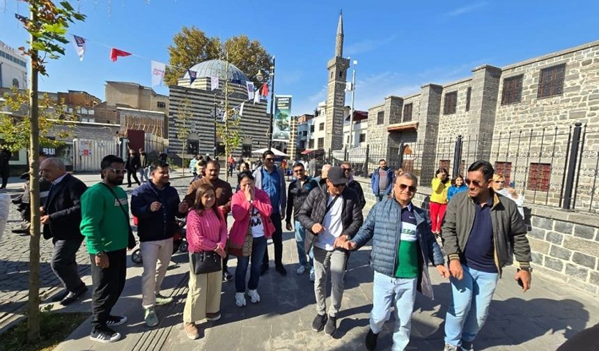 Diyarbakır’da rekor sayı! Tarihi Sur’a gelen turist sayısı belli oldu