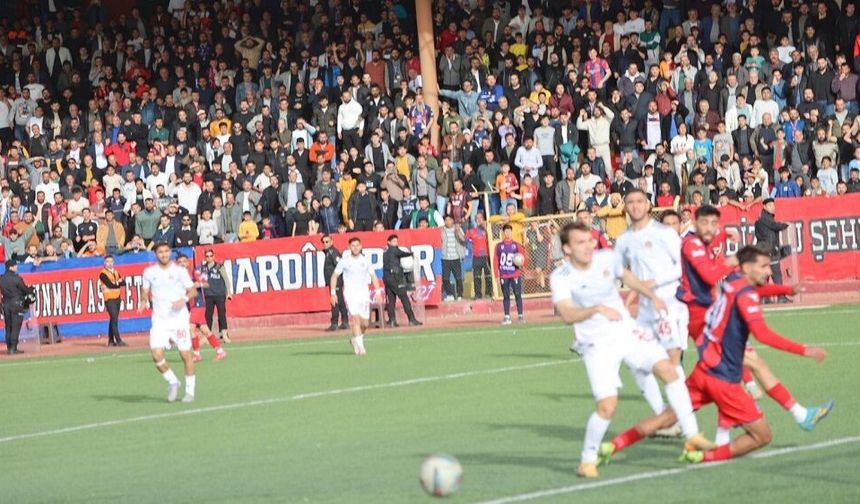 Amedspor’un eski hocası Mardinspor’la anlaştı: İşte o isim!