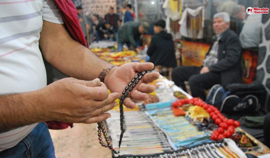 Diyarbakır’da tespih mezadı: 50 liradan 3 bin dolara!