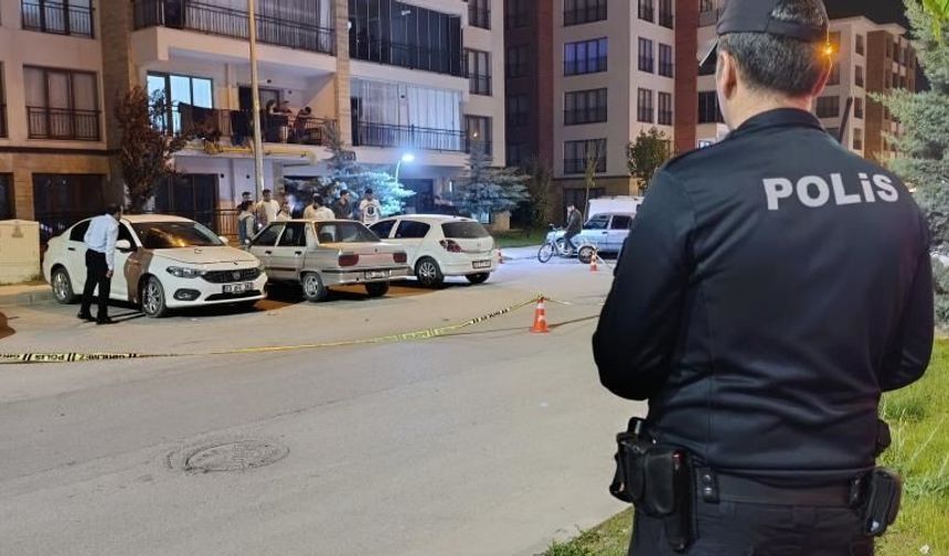 Diyarbakır’da iş yerine kurşun yağdıran maskeli şahıs tutuklandı!