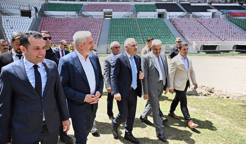 Vali Zorluoğlu Diyarbakır Stadyumu’na gitti: Amedspor için “Süper Lig” dedi!