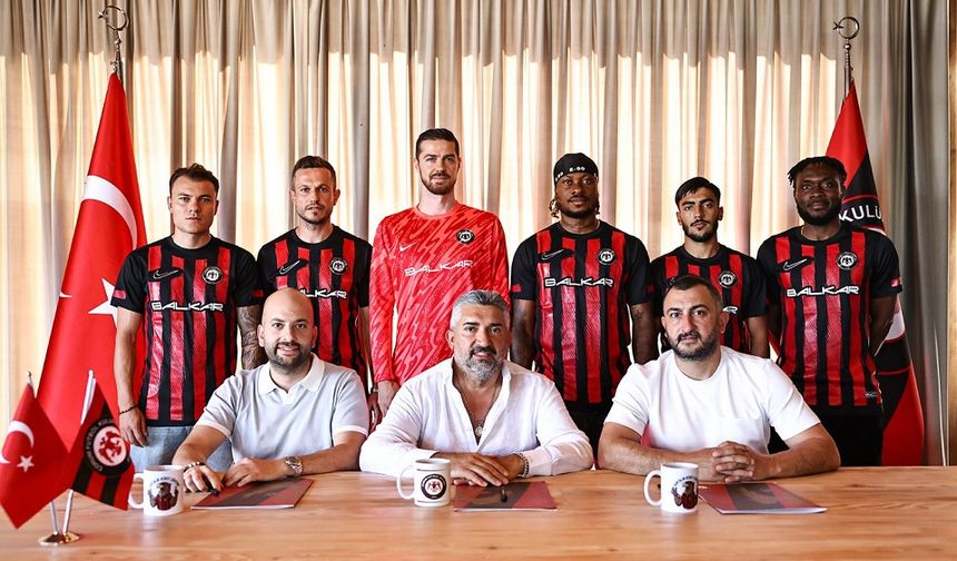 Çorum FK, 5 futbolcuyu transfer etti: 1’i Amedspor’un listesindeydi