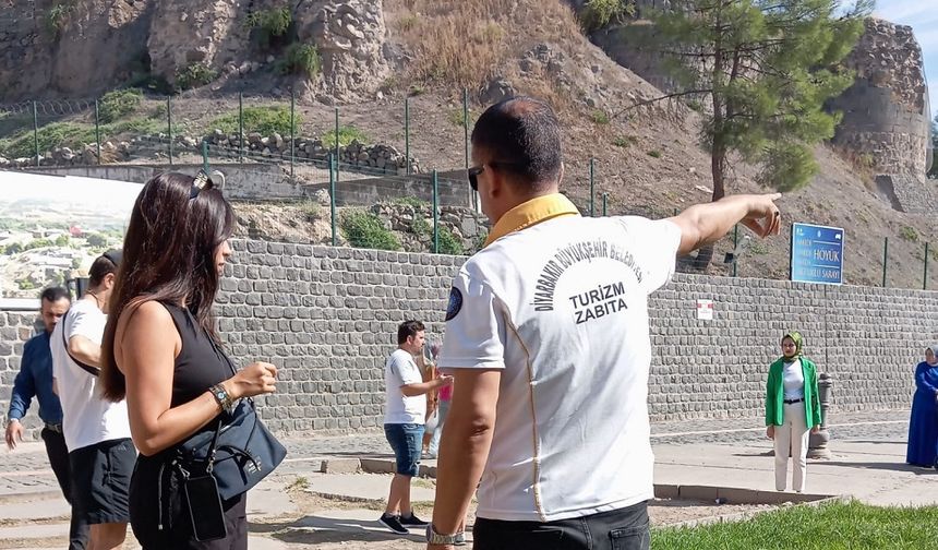 Diyarbakır Büyükşehir 6 dilde karşıladı: 18 bin turiste hizmet