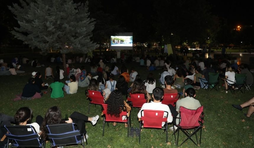 Diyarbakır’da sinema keyfi parklara taşındı: Ücretsiz olacak