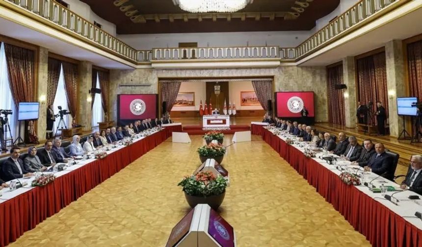 Komisyon heyeti İmralı’dan döndü