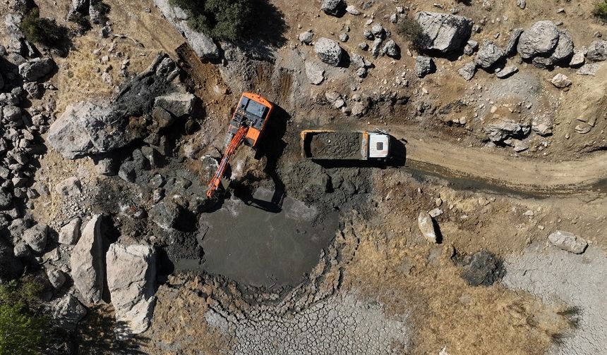 Diyarbakır Büyükşehir göletleri onarıyor: Binlerce köy faydalanacak