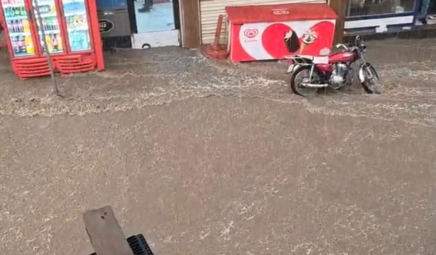 Diyarbakır’ın 2 ilçesinde yağmur etkili oldu!