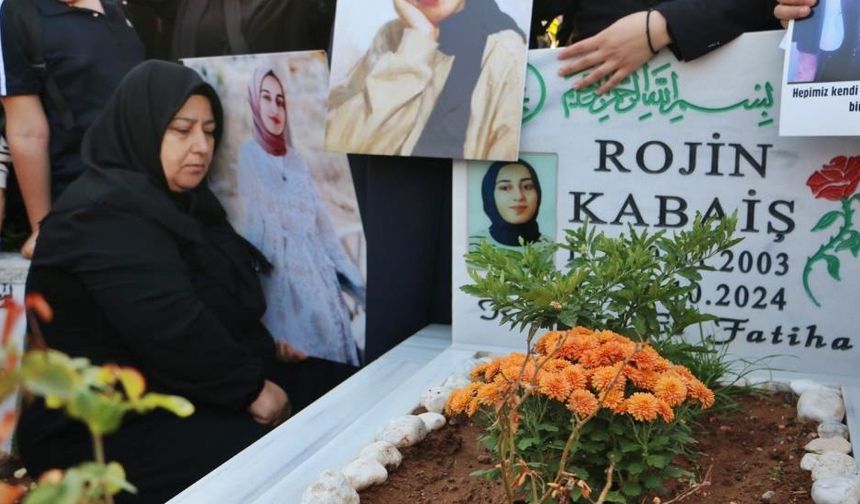 Rojin Kabaiş mezarı başında anıldı: “Hayalleri yok eden kimse…”