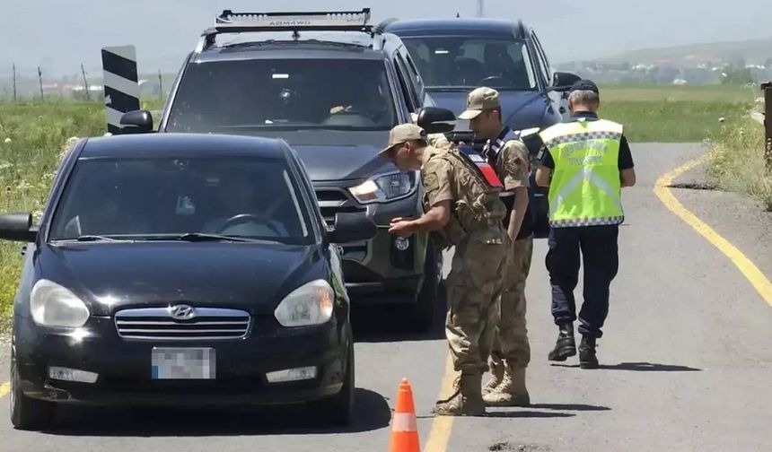 Önce ceza yazdılar: Şehit babası olduğunu öğrenince…