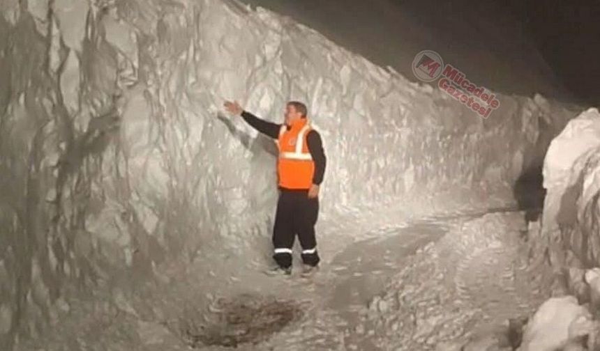 Görüntüler Diyarbakır’dan: Kar insan boyunu geçti!