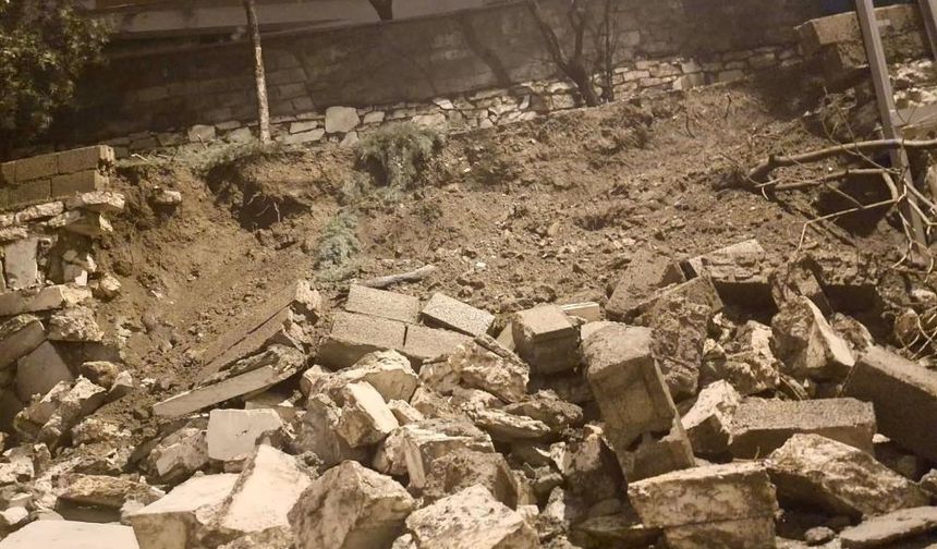 Diyarbakır'da duvar çöktü: İşte adresi!