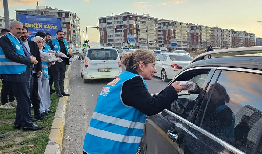 Diyarbakır’da Milletvekili ve İl Başkanından iftar ikramı