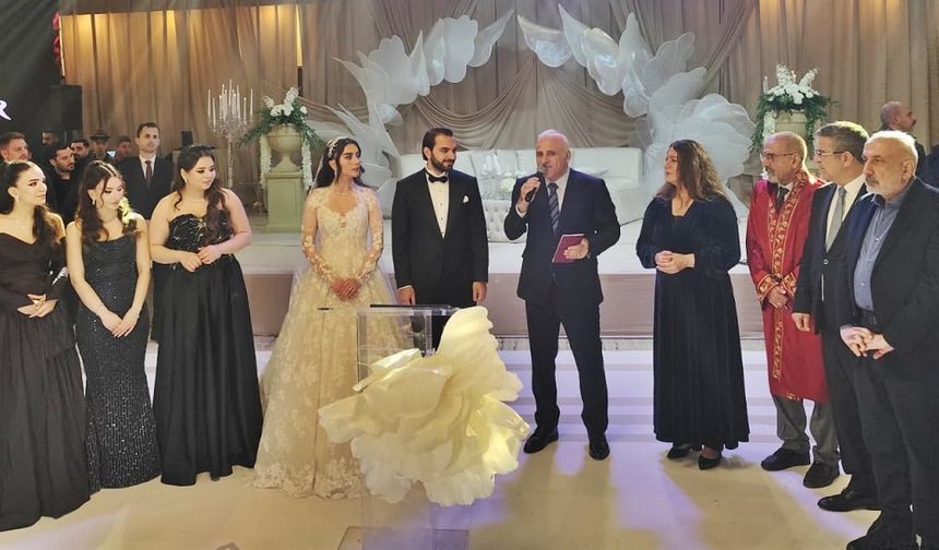 Diyarbakır’ı buluşturan düğün: Amedspor ve Diyarbakırspor detayı!