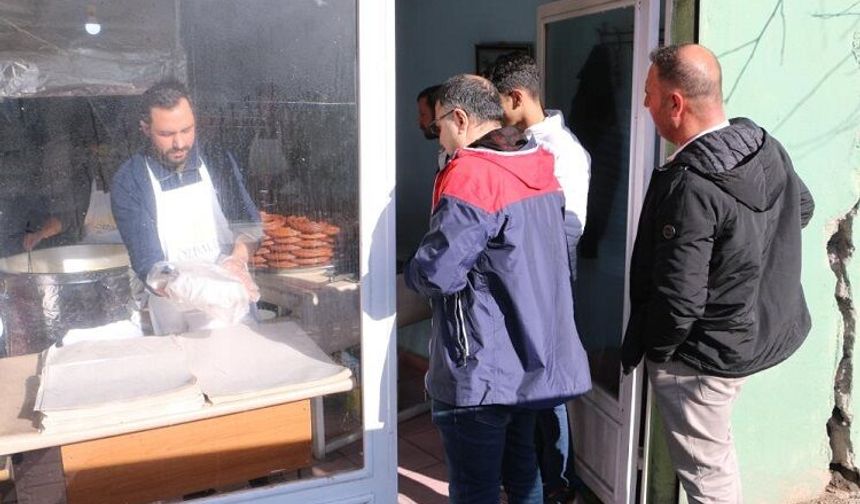 Diyarbakırlı ailenin 31 yıllık sırrı: Uzun kuyruk şaşırtıyor!