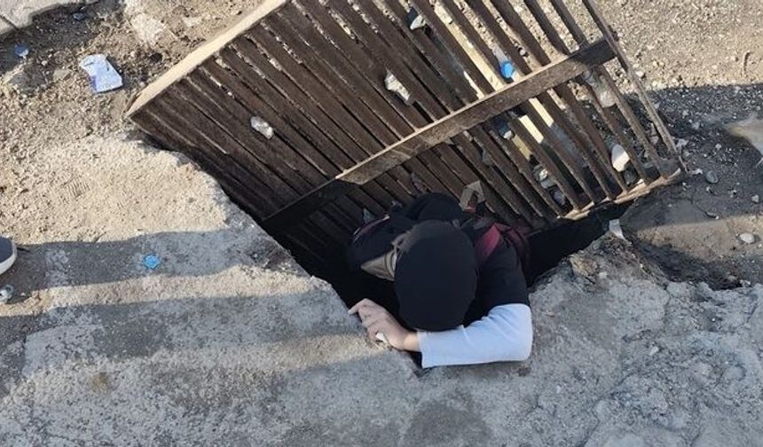 Diyarbakır’da mazgaldan 1 buçuk metrelik çukura düştü: Hastanelik oldu!