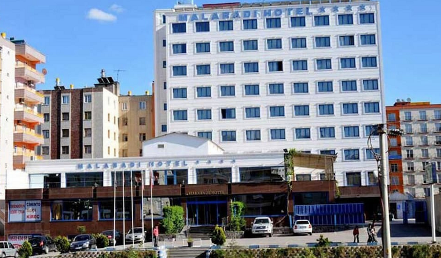 Diyarbakır’daki otel yıkılıyor: Yerine ne yapılacağı belli oldu!