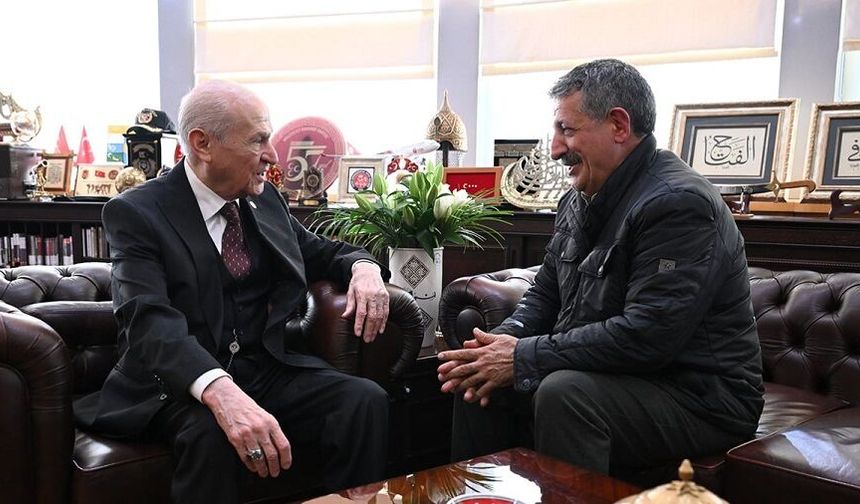 Kürt yönetmenden Bahçeli sözleri: "Barış meşalesini yakan lider"