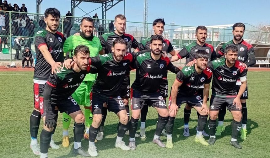 Diyarbakırspor, Diyarbakır Büyükşehir Belediyespor’u yendi!