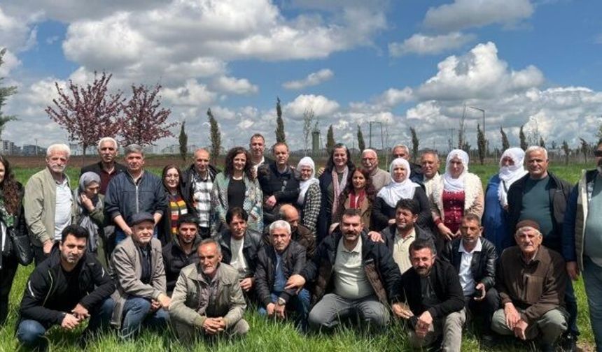 31 yıl sonra tahliye oldu: Diyarbakır’da coşkuyla karşılandı