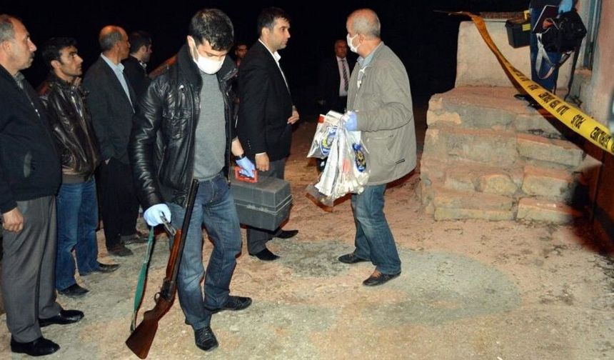 12 yıllık sır çözüldü: Öz kızını öldüren anne ve üvey kardeş…