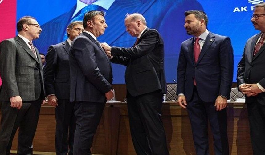 4 belediye başkanı daha AK Parti'ye katılıyor