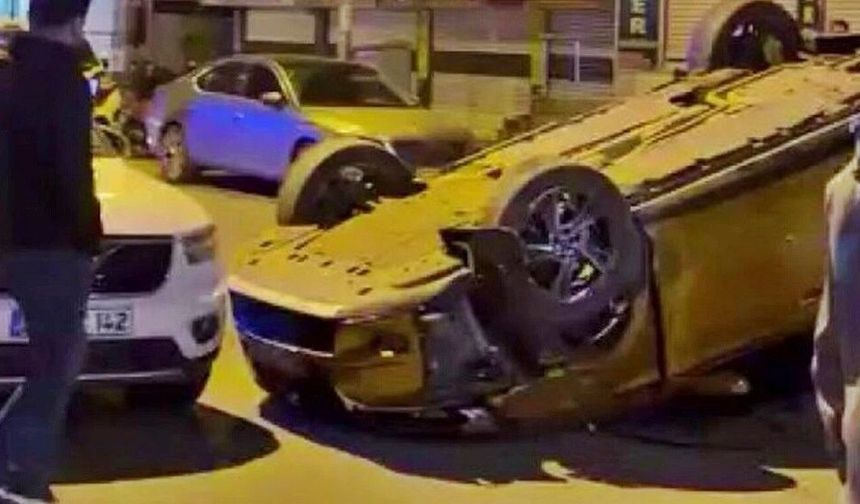 Diyarbakır’da kaza: Otomobil takla attı, yaralılar var