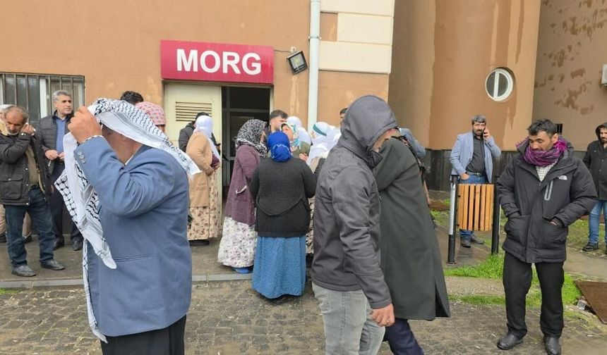 Diyarbakır’da yıldırım düştü: Ölü ve ağır yaralı var!