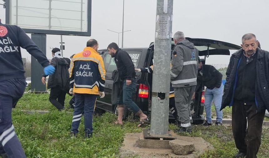 Diyarbakır'da iki araç çarpıştı: Çok sayıda yaralı var