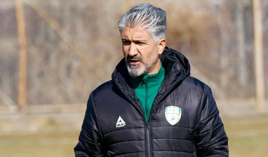 Vanspor’u şampiyon yapmıştı: Şimdi Malatya takımına play-off oynatıyor!