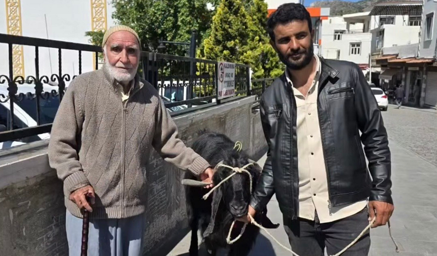 Diyarbakır’da kurban pazarlığında ters köşe: Satıcının istediğinden fazla verdi!