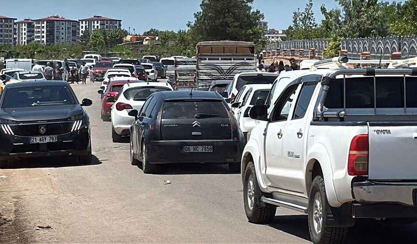 Diyarbakır’da mezarlık ziyareti çileye dönüştü!