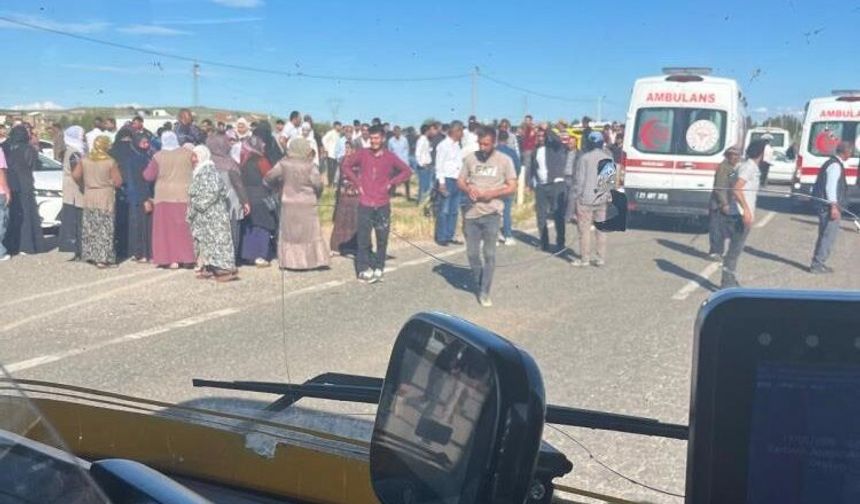 Diyarbakır’da ticari taksi kaza yaptı: Ağır yaralılar var!