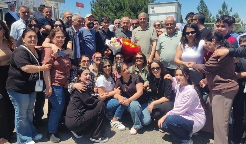 30 yıl sonra Diyarbakır’da zılgıtlarla karşılandı