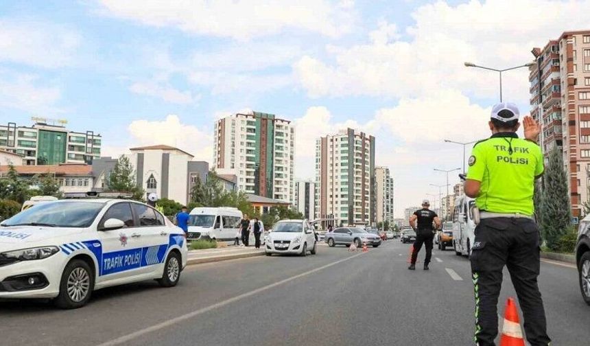 Araç sahipleri dikkat: Bu ekipmanlar yoksa 1246 TL ceza!