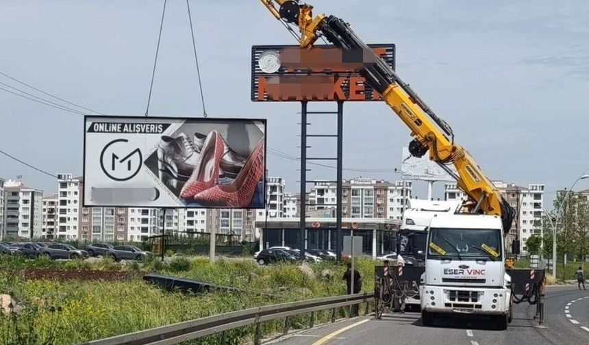 Diyarbakır Büyükşehir'den radikal karar: Tabelalar kaldırılıyor!
