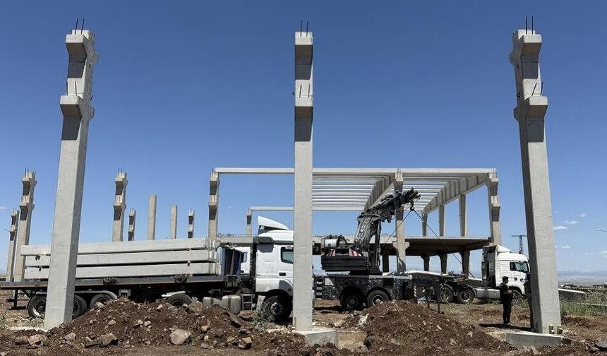 Diyarbakır'daki feci kazada ölü sayısı arttı: 15 tonluk...