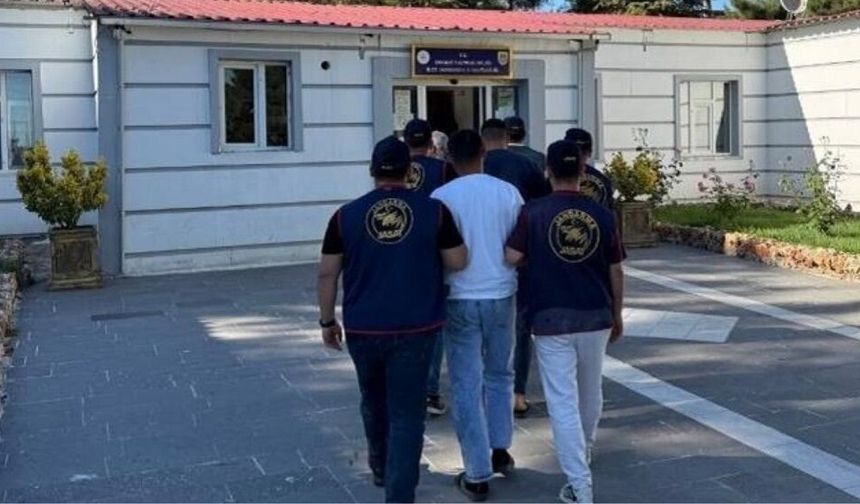 Diyarbakır'da 152 kişi yakalandı